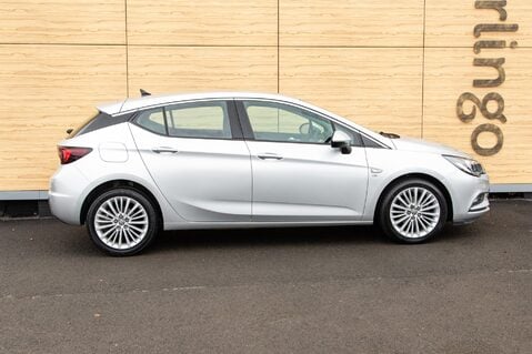 Vauxhall Astra ELITE NAV 12