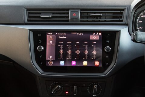 SEAT Arona TSI SE TECHNOLOGY 29