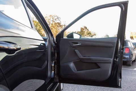 SEAT Arona TSI SE TECHNOLOGY 14