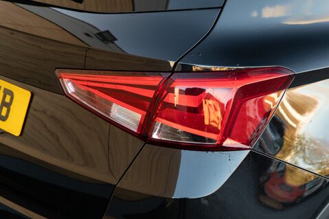 SEAT Arona TSI SE TECHNOLOGY 9