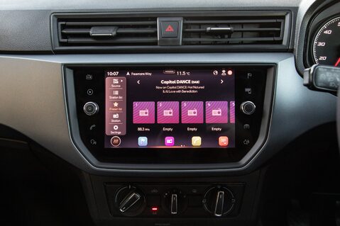 SEAT Arona TSI SE TECHNOLOGY 23