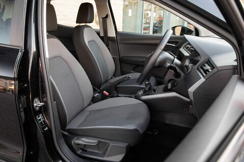 SEAT Arona TSI SE TECHNOLOGY 32