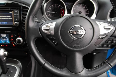Nissan Juke TEKNA XTRONIC 19