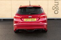 Ford Focus ST-LINE 6