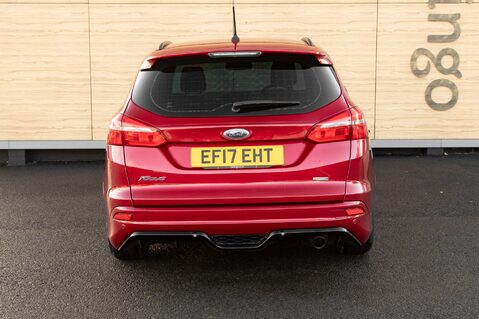 Ford Focus ST-LINE 6