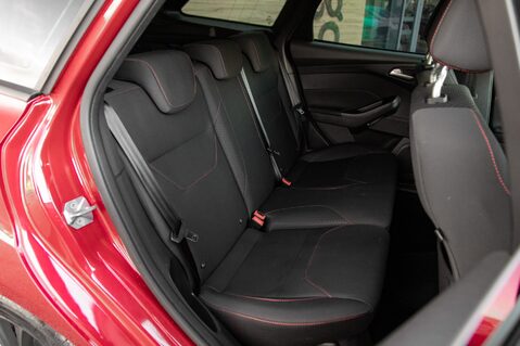 Ford Focus ST-LINE 33