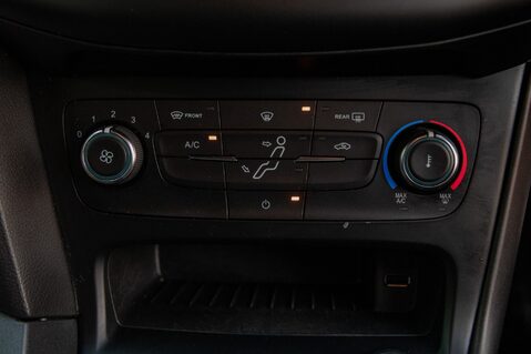 Ford Focus ST-LINE 32