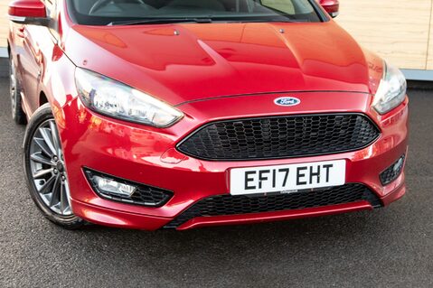 Ford Focus ST-LINE 10