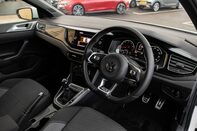 Volkswagen Polo R-LINE TSI 4