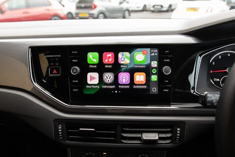 Volkswagen Polo R-LINE TSI 30