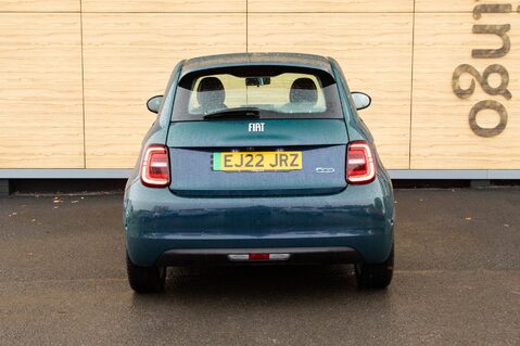 Fiat 500e ICON 6