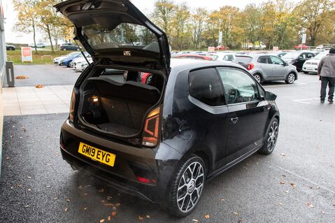 Volkswagen Up UP GTI 31