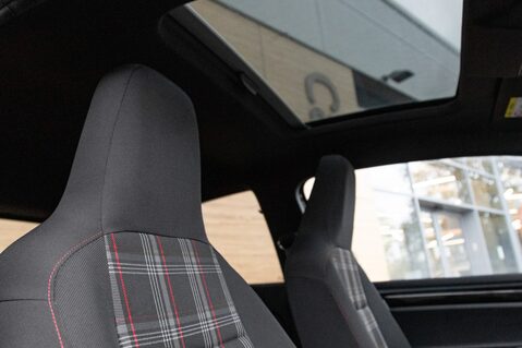 Volkswagen Up UP GTI 27