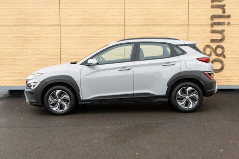 Hyundai KONA GDI SE CONNECT 13
