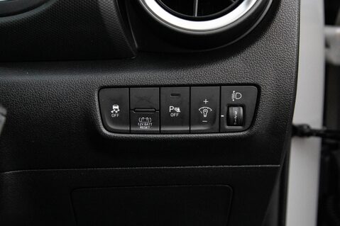 Hyundai KONA GDI SE CONNECT 16