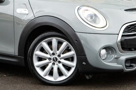 Mini Hatch COOPER S CLASSIC 11