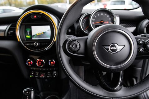 Mini Hatch COOPER S CLASSIC 19