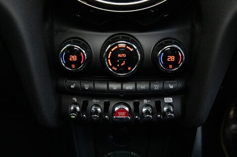 Mini Hatch COOPER S CLASSIC 32