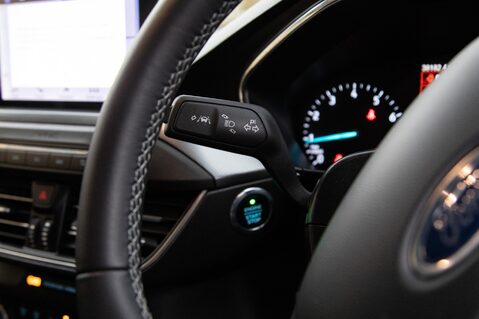 Ford Focus TITANIUM X 16