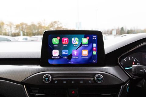 Ford Focus TITANIUM X 29