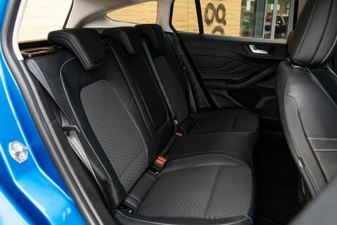 Ford Focus TITANIUM X 35