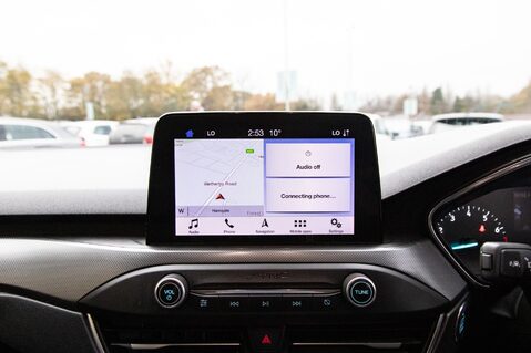 Ford Focus TITANIUM X 21