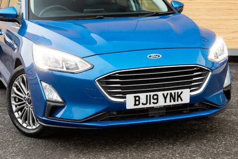 Ford Focus TITANIUM X 11