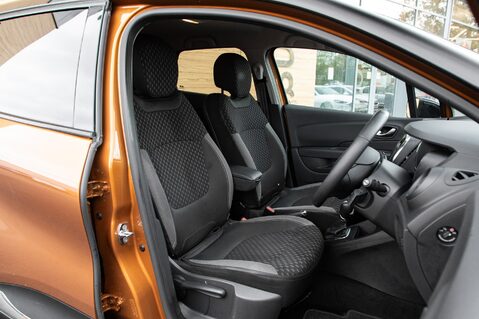 Renault Captur DYNAMIQUE S NAV DCI 30