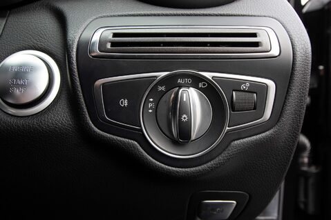 Mercedes-Benz C Class C 200 AMG LINE PREMIUM PLUS 17