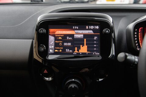 Peugeot 108 ALLURE 27