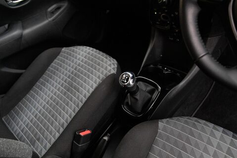 Peugeot 108 ALLURE 31