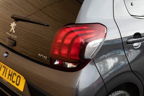 Peugeot 108 ALLURE 9