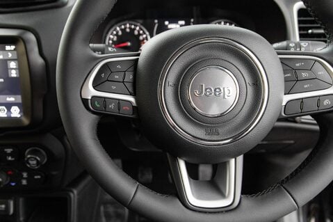 Jeep Renegade LONGITUDE 19