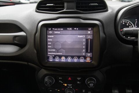 Jeep Renegade LONGITUDE 28