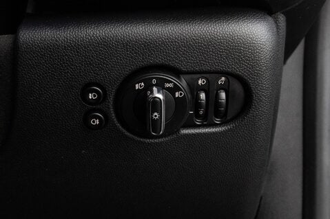 Mini Hatch COOPER S LEVEL 1 16