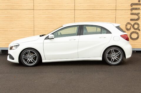 Mercedes-Benz A Class A 160 AMG LINE 13