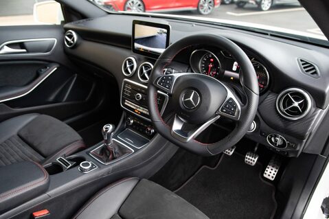 Mercedes-Benz A Class A 160 AMG LINE 4