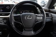 Lexus Es 300H 21