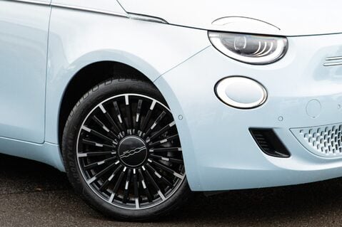 Fiat 500e LA PRIMA 11