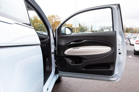 Fiat 500e LA PRIMA 14