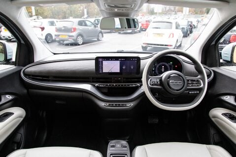 Fiat 500e LA PRIMA 3