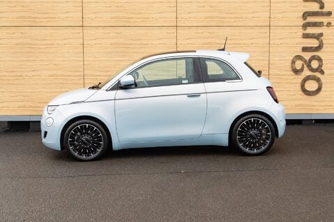 Fiat 500e LA PRIMA 13