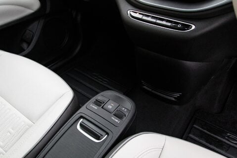 Fiat 500e LA PRIMA 34