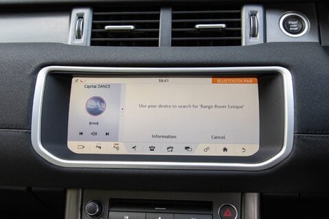 Land Rover Range Rover Evoque SI4 HSE DYNAMIC LUX 25