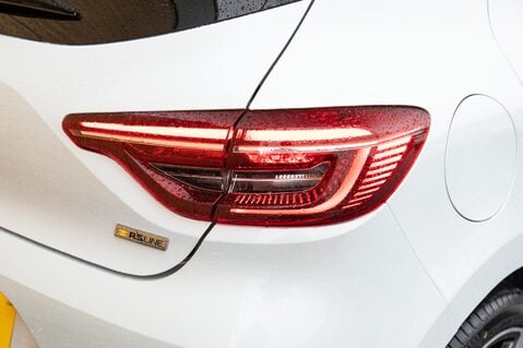 Renault Clio RS LINE TCE 9