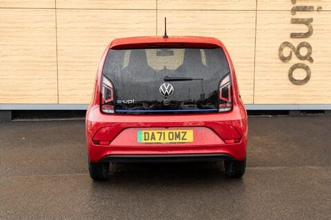 Volkswagen Up E-UP 6