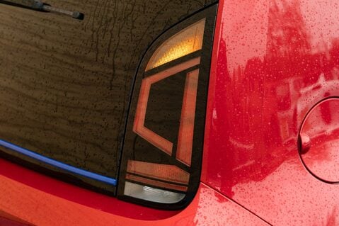 Volkswagen Up E-UP 9