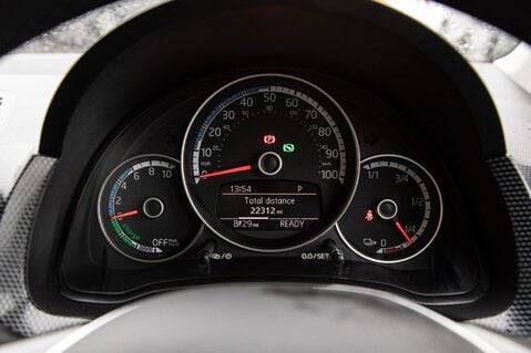 Volkswagen Up E-UP 15