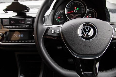 Volkswagen Up E-UP 19