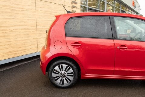Volkswagen Up E-UP 7